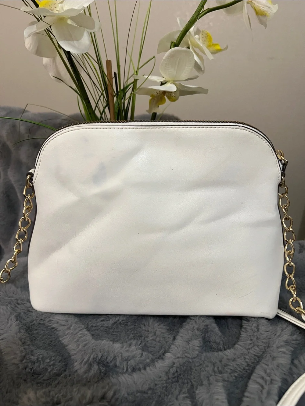 Nanette Lepore White Crossbody GUC retail $129